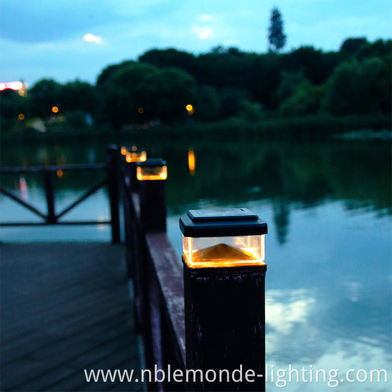 Gate Lamp with Durable Waterproofing